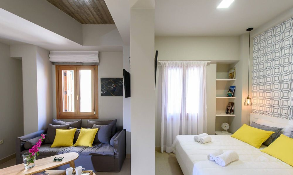 Candia Suites & Rooms *